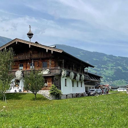 Blick Zum Mayrhofen ラムサウ・イム・ツィラータール エクステリア 写真