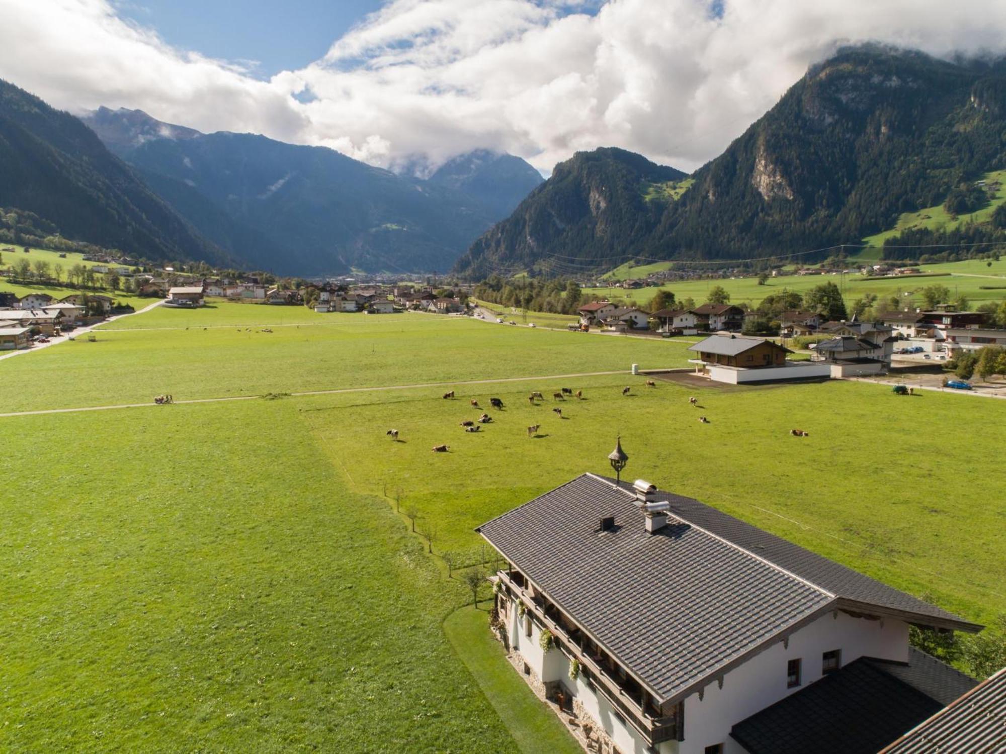 Blick Zum Mayrhofen ラムサウ・イム・ツィラータール エクステリア 写真